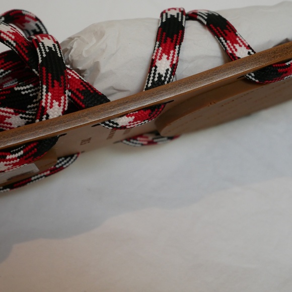 Balenciaga Wrap Gladiator Sandal - Picture 5 of 7